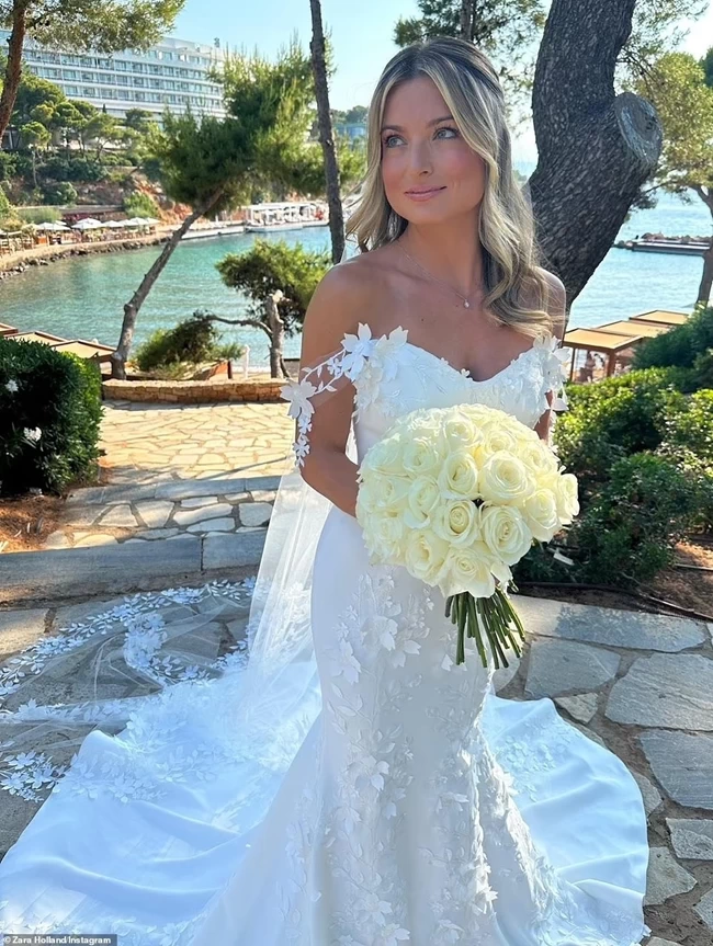 ΓΑΜΟΣ ΣΟΥΝΙΟ ΜΙΣ ΒΡΕΤΑΝΙΑ