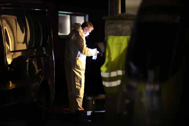 Φρίκη στη Γερμανία: Πέντε νεκροί, μεταξύ αυτών και τρία παιδιά - Βρίσκονταν σε καραντίνα, μεταδίδουν τοπικά ΜΜΕ  [Εικόνες]