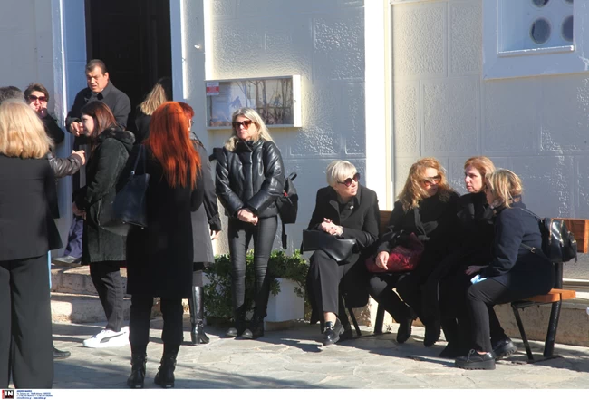ΚΗΔΕΙΑ ΣΑΛΑΜΙΝΑ