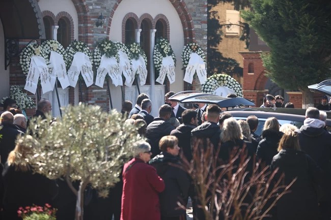 ΚΗΔΕΙΑ ΚΟΡΔΕΛΙΟ ΤΡΕΝΑ ΤΕΜΠΗ