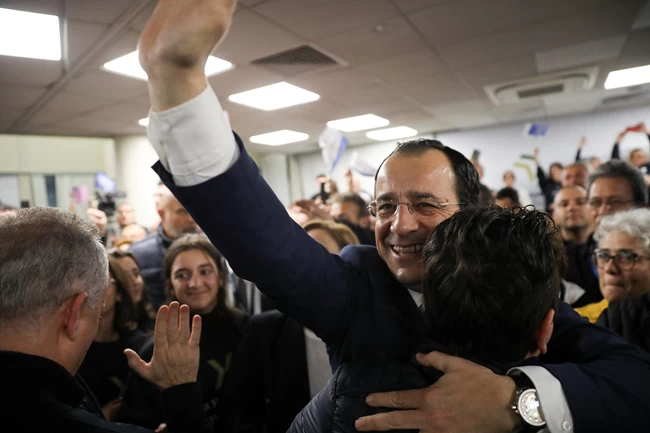 ΝΙΚΟΣ ΧΡΙΣΤΟΔΟΥΛΙΔΗΣ