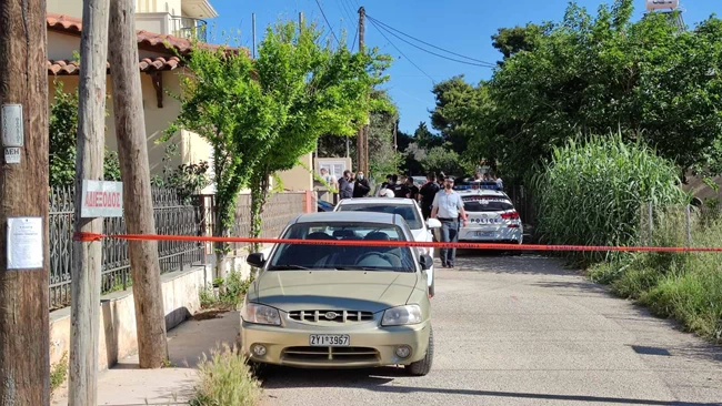 Δολοφονία σοκ στα Γλυκά Νερά: Στραγγάλισαν γυναίκα δίπλα στον δεμένο σύζυγό της και το μωρό που έκλαιγε