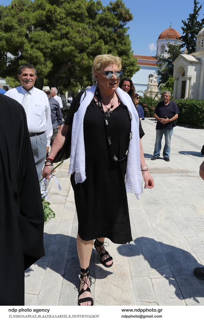 Δήμητρα Λιάνη - Τρισάγιο Ανδρέα