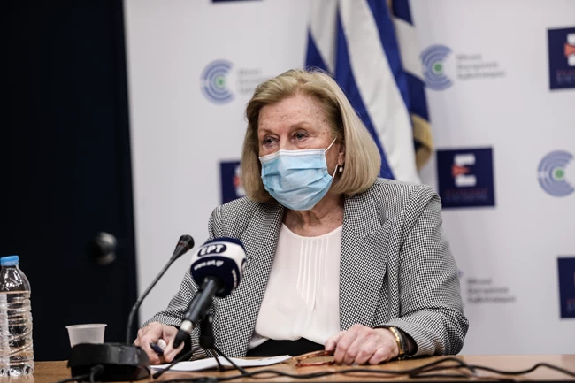 Ανησυχία για τις μεταλλάξεις και ειδικά για τη λεγόμενη "αθηναϊκή": Πόσο προστατεύουν τα εμβόλια
