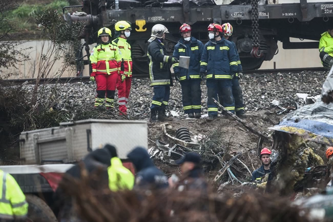 Ψυχρολουσία από την Ιατροδικαστή Λάρισας: 57 οι νεκροί από την τραγωδία στα Τέμπη - Βρέθηκαν 14 απανθρακωμένες σοροί