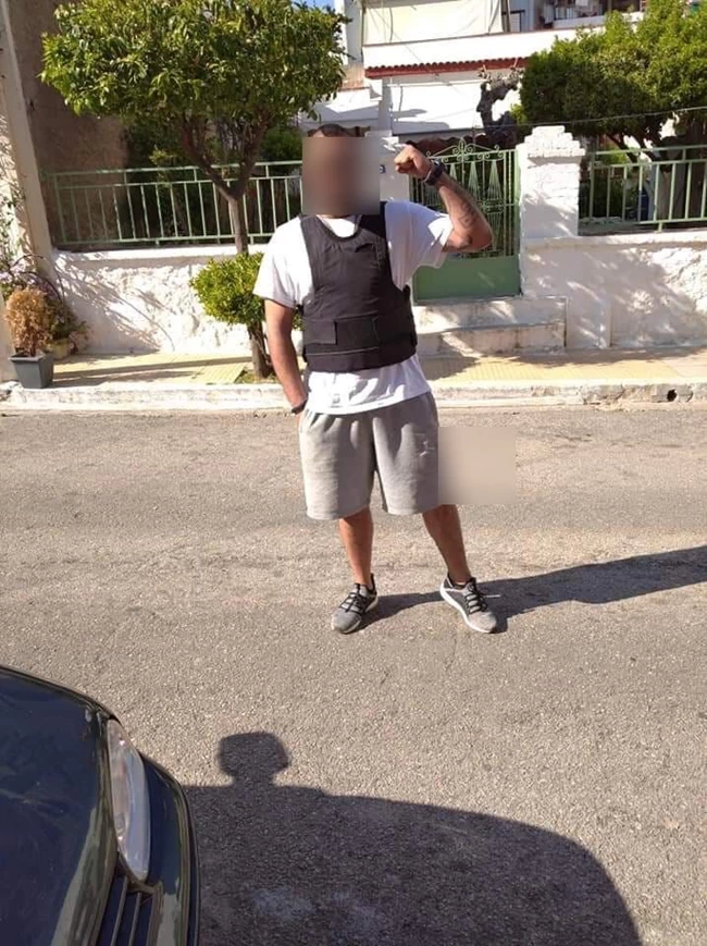 μπραβοι του πειραια
