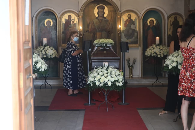 κηδεια Λιζετα Νικολαου