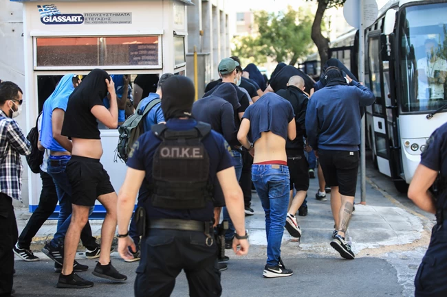 χουλιγκαν