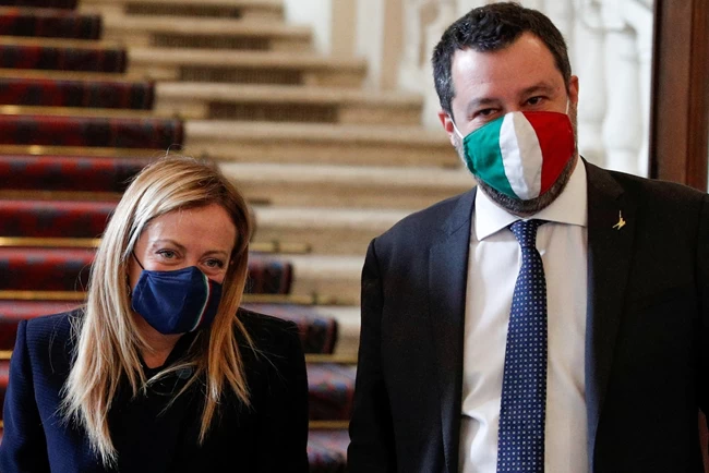 Ιταλία: Σαρώνει η νεοφασίστρια Μελόνι- Θα δούμε πρωθυπουργό τη διάδοχο του Μουσολίνι;
