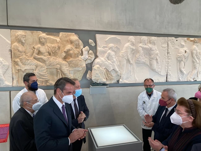 Μουσείο Ακρόπολης: Στην Ελλάδα από τη Σικελία το θραύσμα Fagan, τμήμα της ζωφόρου του Παρθενώνα Παρθενώνας - θραύσμα