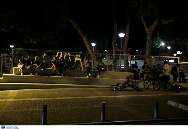 Πλατεία Χαλανδρίου Κόσμος