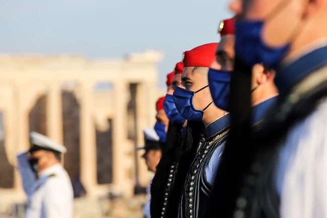 Ακροπολη Ευζωνες