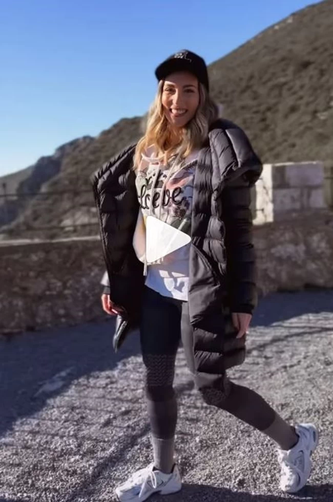 Αθηνά Οικονομάκου