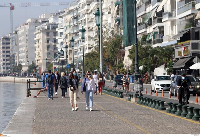 Επιδημία κρουσμάτων και αρνητών στη Βόρεια Ελλάδα: Προς μίνι lockdown η Θεσσαλονίκη - Εκτακτη επίσκεψη Πλεύρη