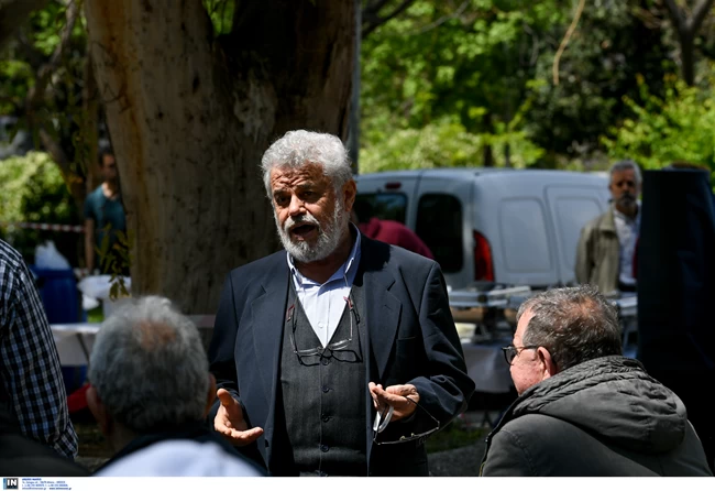 Νίκος Μανιός