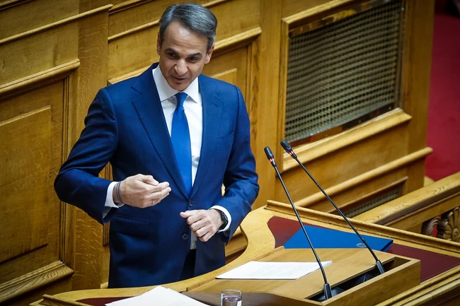 Όλα τα μέτρα που εξήγγειλε ο Κυριάκος Μητσοτάκης: Αυξήσεις σε δημόσιο και ιδιωτικό τομέα, στήριξη σε οικογένειες και νέους