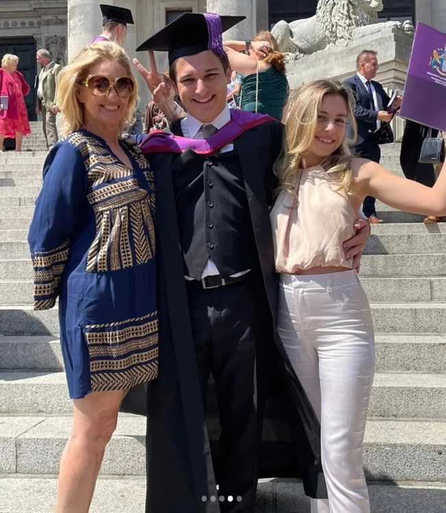 Νατάσα Ράγιου