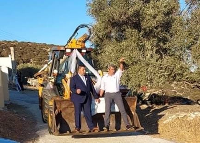 Γαμπρός μπουλντόζα Σύρος