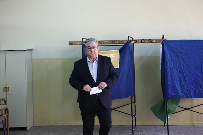 ΔΗΜΗΤΡΗΣ ΚΟΥΤΣΟΥΜΠΑΣ ΕΚΛΟΓΕΣ