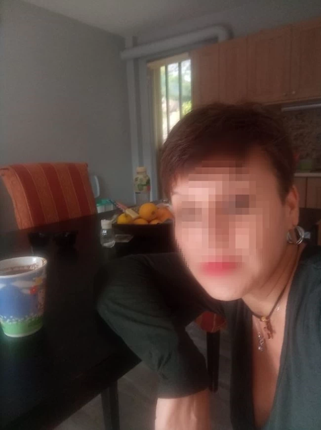 ΣΑΛΑΜΙΝΑ ΓΥΝΑΙΚΟΚΤΟΝΙΑ