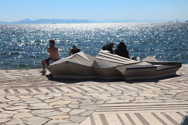 φλοισβος