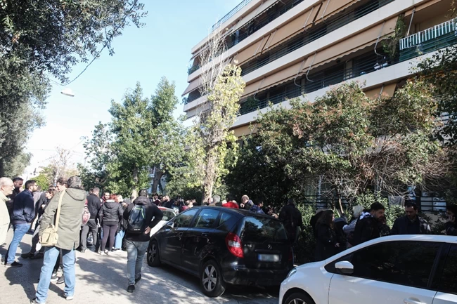 ΕΞΩΣΗ ΠΑΤΗΣΙΑ