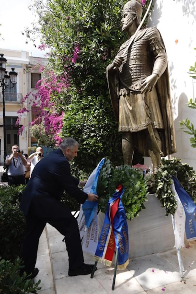 Πατούλης