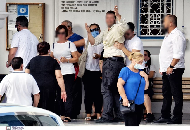 Κηδεία Γαρυφαλλιάς