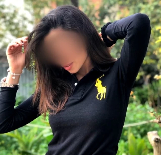 Θρήνος στη Θεσσαλονίκη: Πέθανε η 21χρονη Εμμανουέλα που παρασύρθηκε από ΙΧ στην Καμάρα - Δωρίζουν τα όργανά της