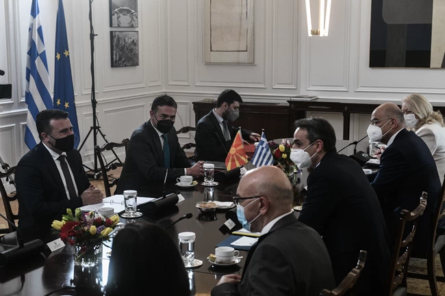 Μητσοτάκης σε Ζάεφ: Ζωτικής σημασίας η καλή τη πίστει εφαρμογή της Συμφωνίας των Πρεσπών