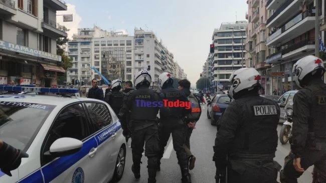 θεσνικη πορεία