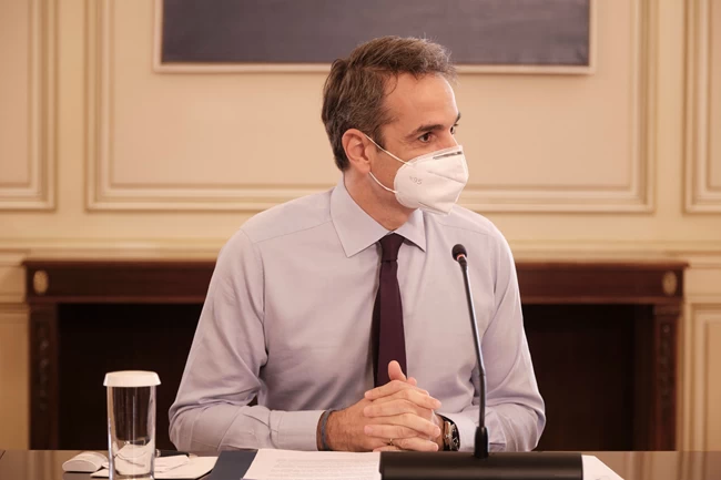 Ο Μητσοτάκης με τον chef Λαζάρου και επαγγελματίες της εστίασης: Απαλλαγή από ενοίκιο και τον Μάρτιο, μόνιμες μειώσεις φόρων