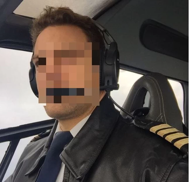 ΓΛΥΚΑ ΝΕΡΑ 33ΧΡΟΝΟΣ