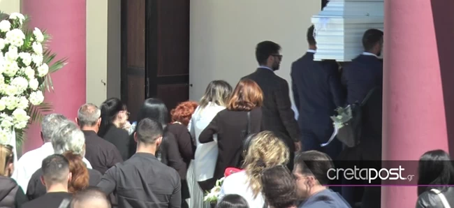 ΚΗΔΕΙΑ ΠΕΝΝΥ