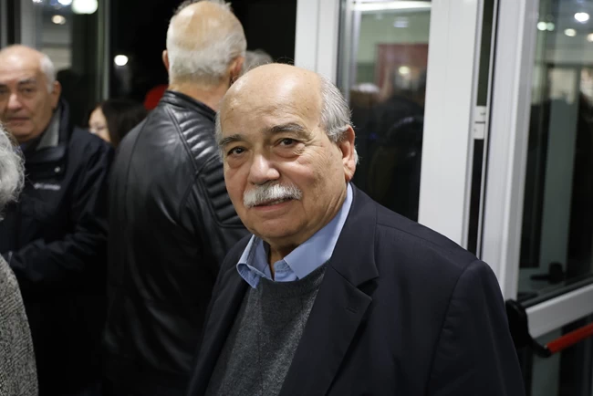 Νίκος Βούτσης