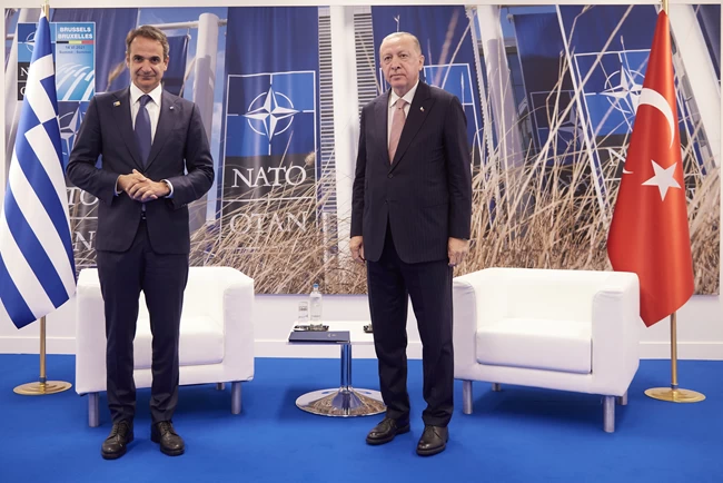 Συνάντηση Μητσοτάκη-Ερντογάν: "Έσπασε ο πάγος - Συμφώνησαν να αφήσουν πίσω τους την ένταση του 2020"