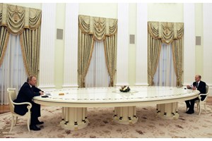 Γερμανία: Αντίθετος στην επαναφορά της πυρηνικής ενέργειας ο Σολτς λόγω της ουκρανικής κρίσης