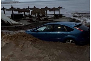 Επέλαση της κακοκαιρίας: Επιστρέφουν οι εκδρομείς από τη Χαλκιδική - Οχυρώνονται στην Εύβοια - Πού θα χτυπήσει τις επόμενες ώρες - εικόνα 3