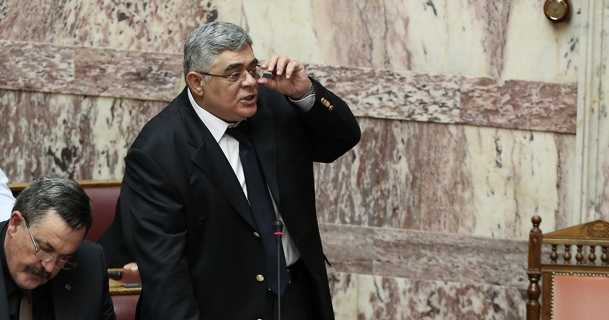 Διασωληνώθηκε ο Νίκος Μιχαλολιάκος στο νοσοκομείο Λάρισας - Νοσεί με κορονοϊό