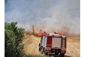 Φωτιά στο Ρέθυμνο: Έκτακτη ενημέρωση του Meteo - Ριπές ανέμου 80 Km δυσχεραίνουν τις υδροληψίες από τα εναέρια μέσα