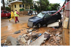 Δίκη για την πλημμύρα στη Μάνδρα: Ποινές φυλάκισης 14 ως 18 μηνών με τριετή αναστολή στους τρεις ενόχους