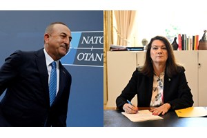 Πυρά Γερμανίδας ΥΠΕΞ κατά της Ρωσίας: Χρησιμοποιεί την πείνα σαν όπλο - εικόνα 2