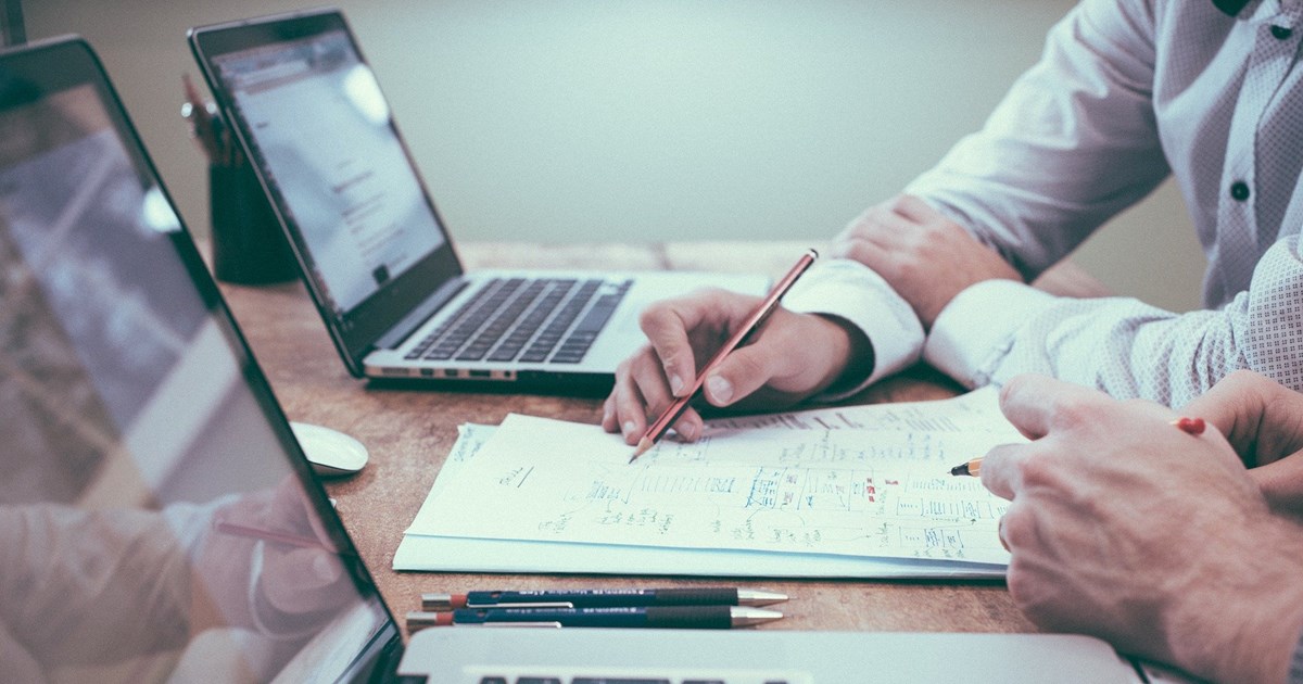 Coca-Cola - Frigoglass: Τι χάνουν οι επιχειρήσεις των Δαυίδ – Λεβέντη από τον πόλεμο στην Ουκρανία