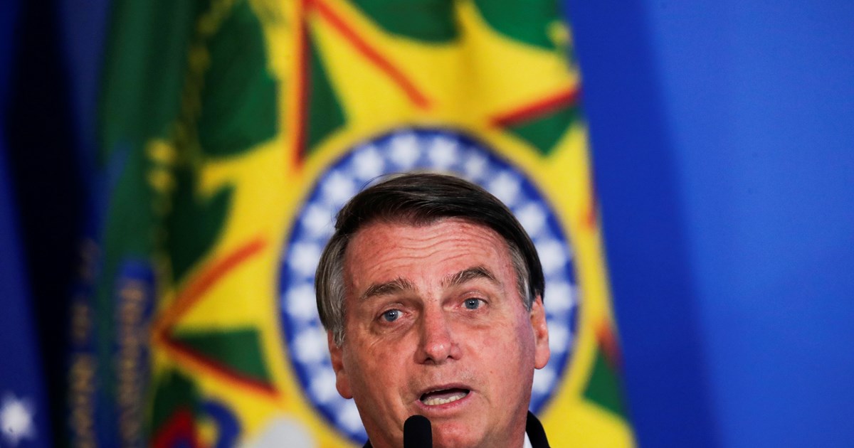 Βραζιλία: "Εφαγε πόρτα" ο ανεμβολίαστος Μπολσονάρου - Προσπάθησε να μπει στο γήπεδο της Σάντος [Bίντεο]