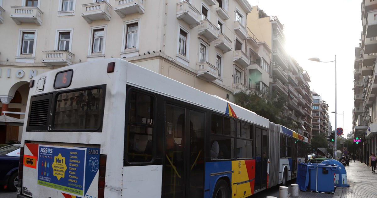Ηράκλειο: Χτύπησε με μαχαίρι την αδελφή του και τον γιο της και εξαφανίστηκε