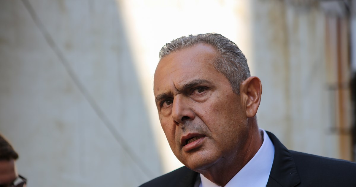 Καρφιά ΠΑΣΟΚ και ΣΥΡΙΖΑ για τις διαρροές του υπουργείου Άμυνας περί υβριδικών επιθέσεων σε Έβρο και Αιγαίο