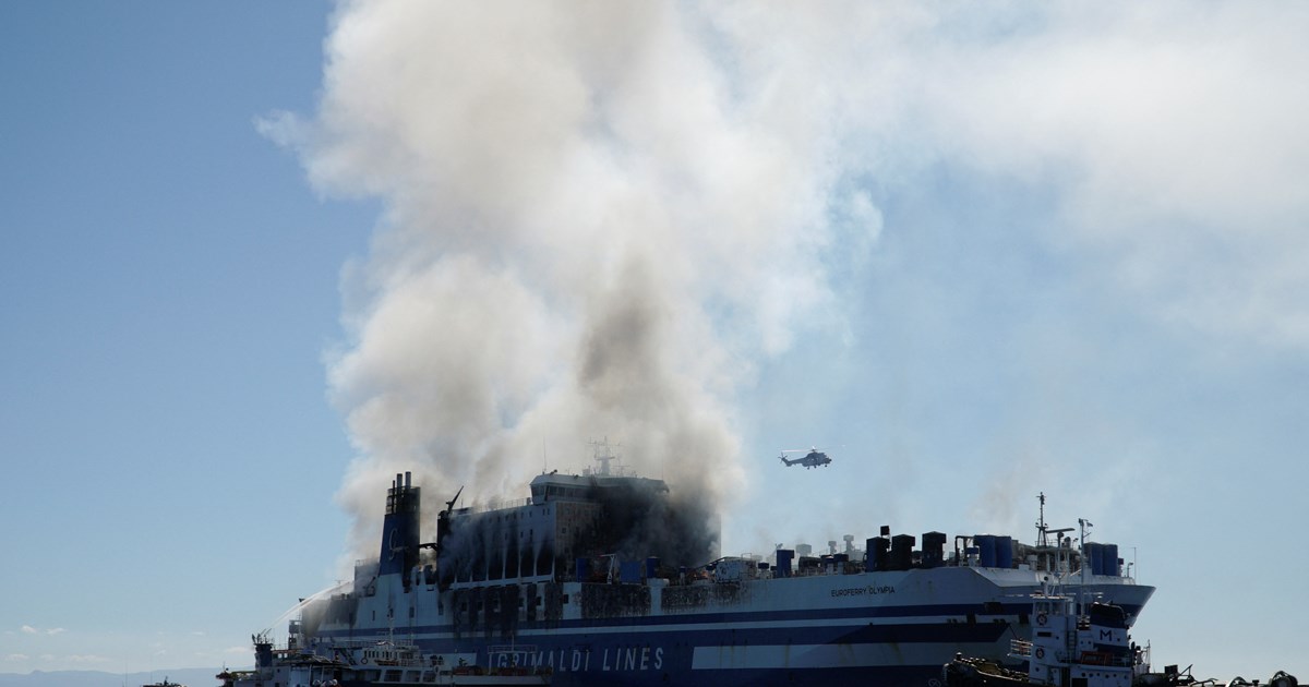 Euroferry Olympia: "Παραβάτες οι οδηγοί που έμειναν στο γκαράζ", λέει η εταιρεία - Τι καταγγέλλουν οι φορτηγατζήδες