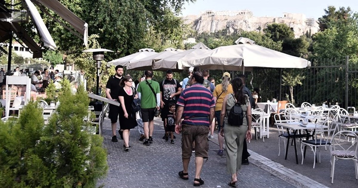 Tζανάκης: Σε εξέλιξη το έκτο πανδημικό κύμα – Πιθανή ύπαρξη νέας παραλλαγής του ιού από Σεπτέμβριο - εικόνα 2