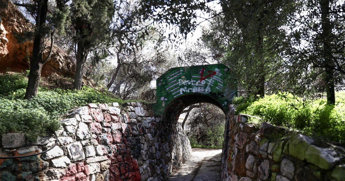 Εντοπίστηκε νεκρός στον λόφο του Στρέφη – Γεμάτα αίματα τα ρούχα του