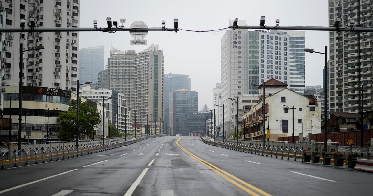 Σανγκάη: Οι αρχές μετατρέπουν με το ζόρι πολυκατοικίες σε κέντρα καραντίνας - Οργή από τους κατοίκους